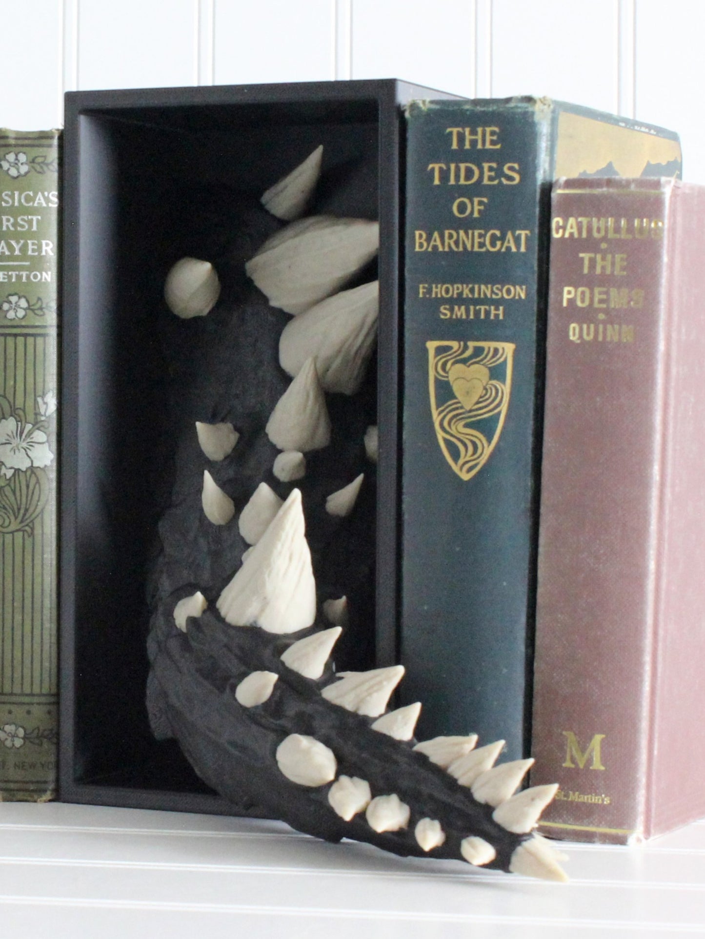 Dragon Book Nook Upgraded TAIL ONLY, Dragon Tail, Bookshelf Decor, 3D Print, Bookish