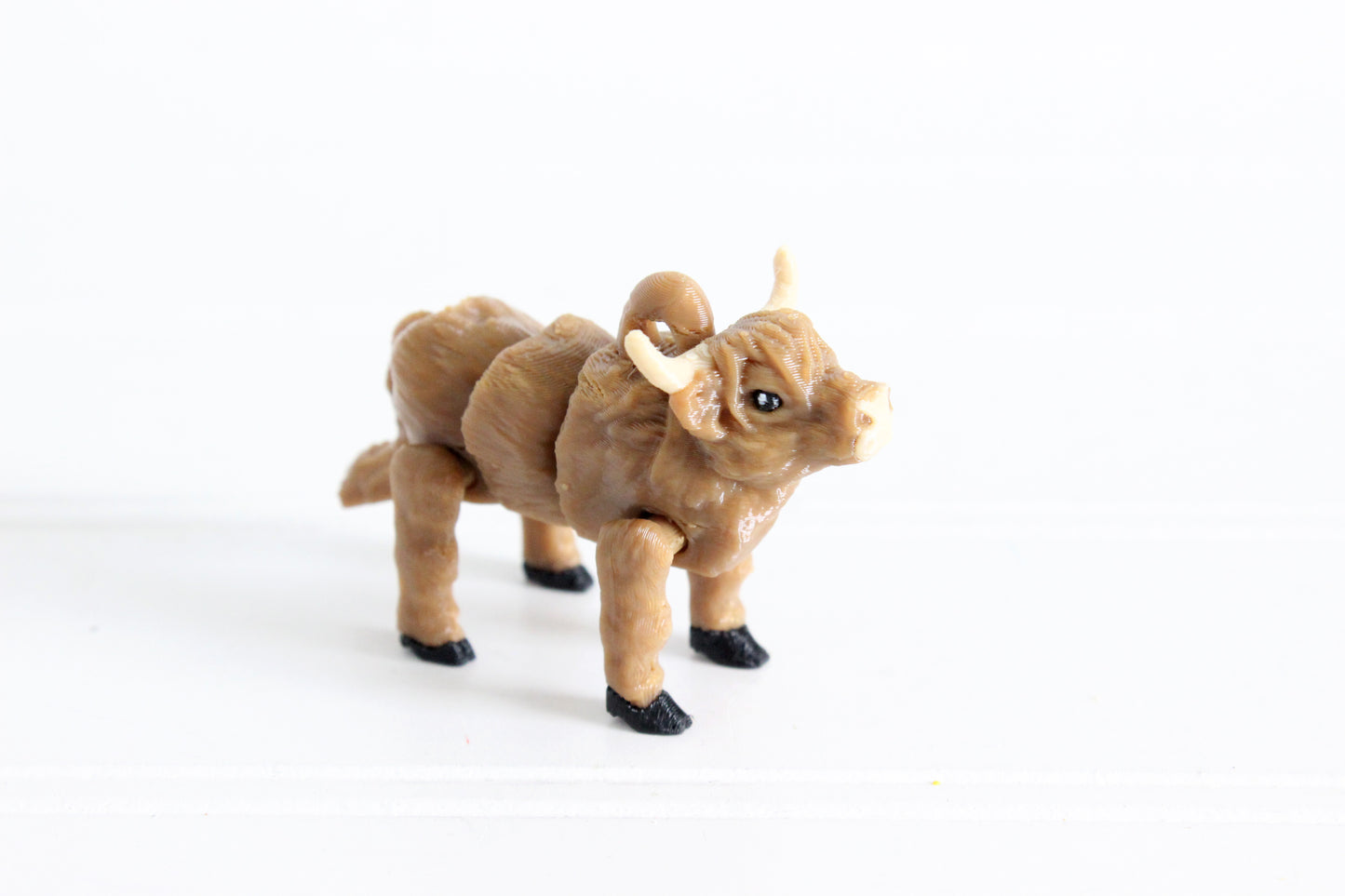 Highland Cow Keychain -  Animal Keychain for Car Keys, Backpacks, and Purses